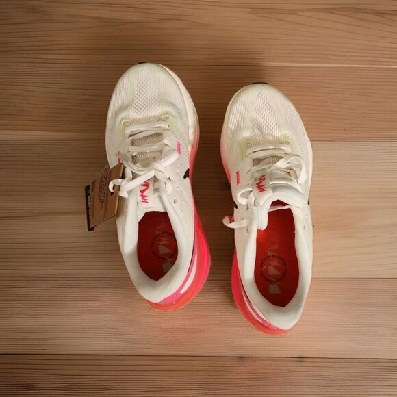 Size 8.5 - Nike Revolution 8 Washed Coral Sweet Beet W - Picture 6 of 7